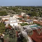 Trullo Mamame 빌라 치스테르니노