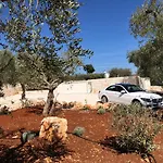 Trullo Mamame 빌라 치스테르니노